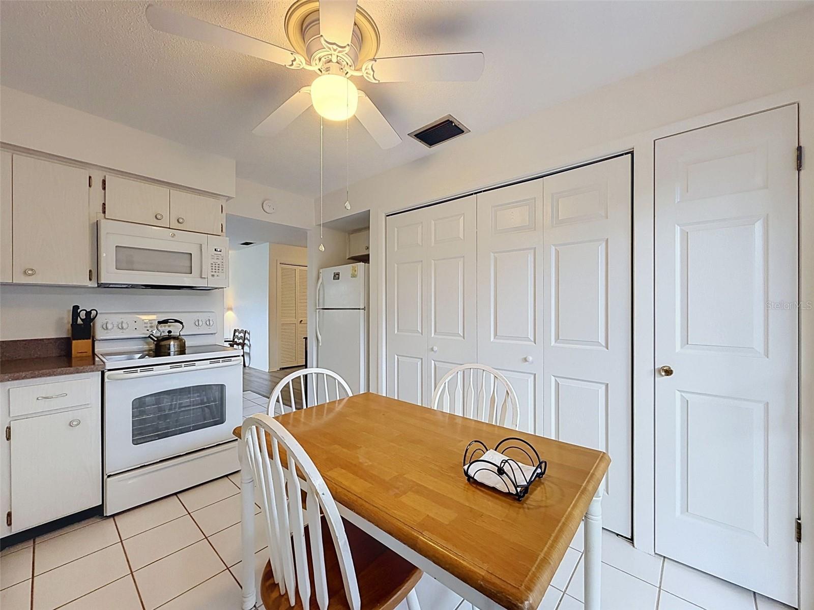 BEACON WOODS VILLAGE - Residential