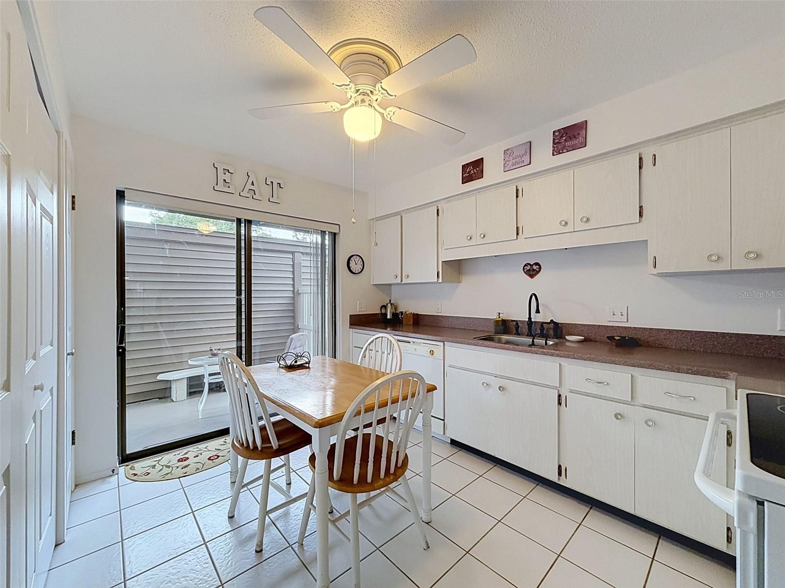 BEACON WOODS VILLAGE - Residential