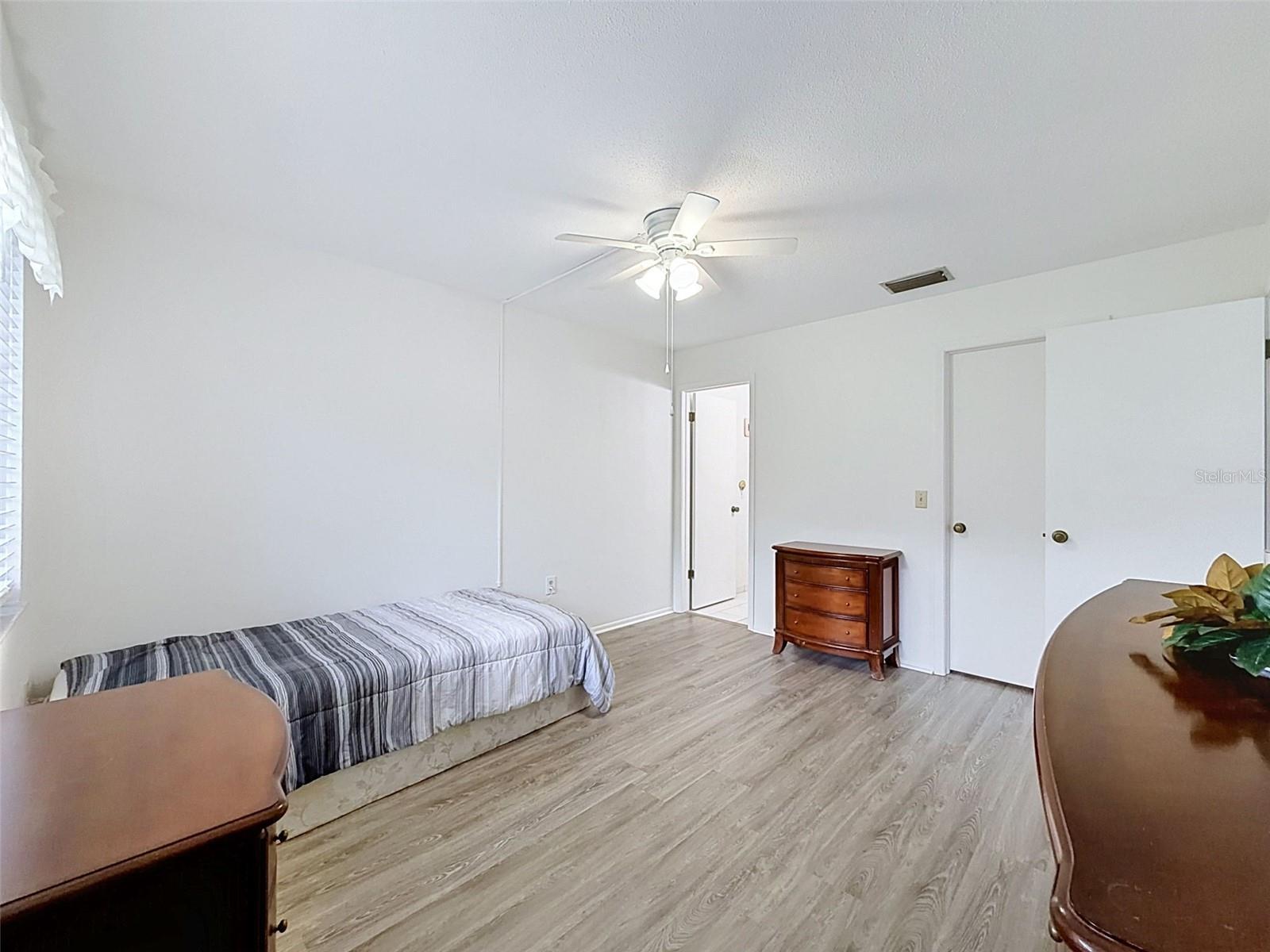 BEACON WOODS VILLAGE - Residential