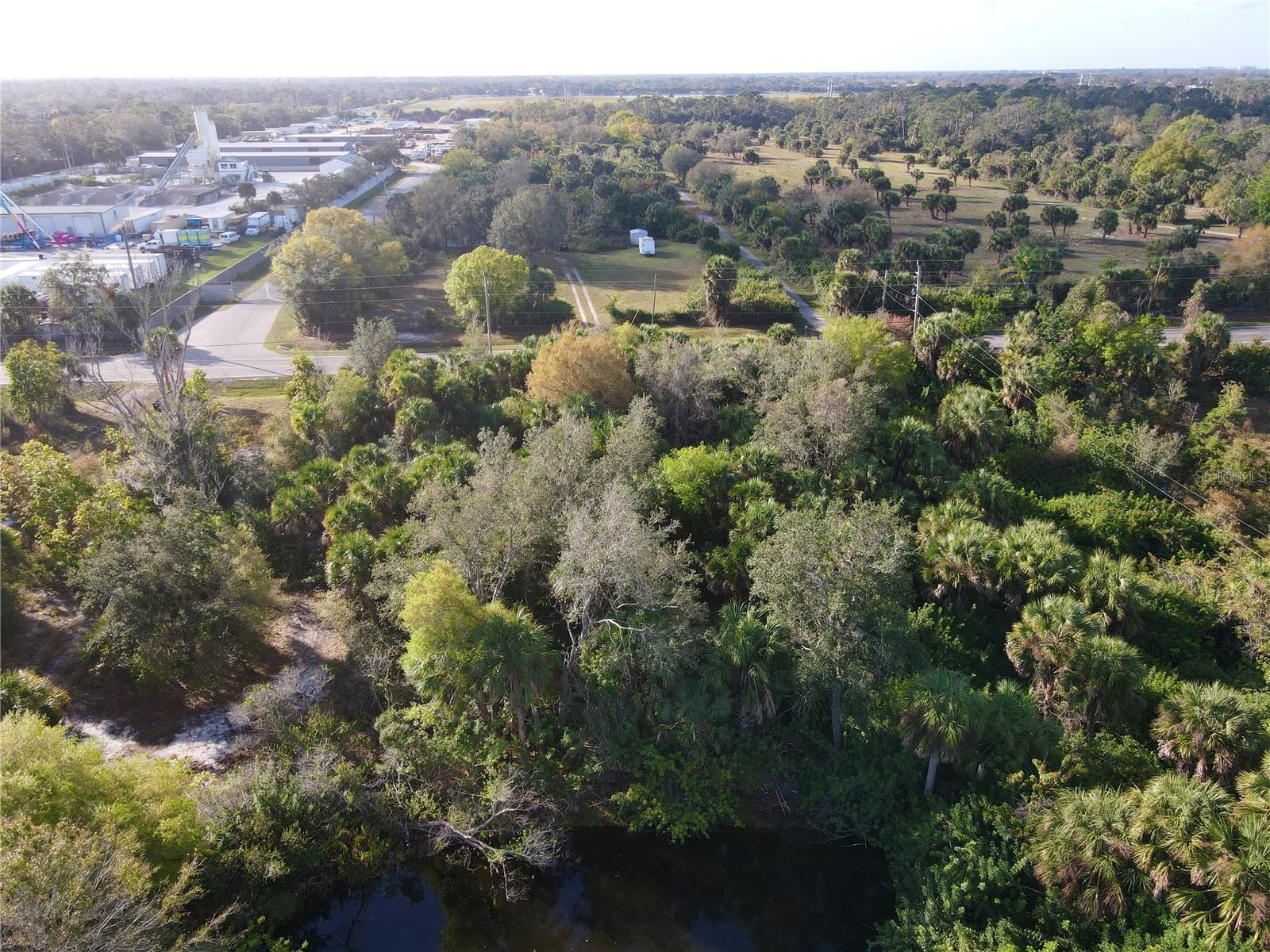 VENICE FARMS - Land