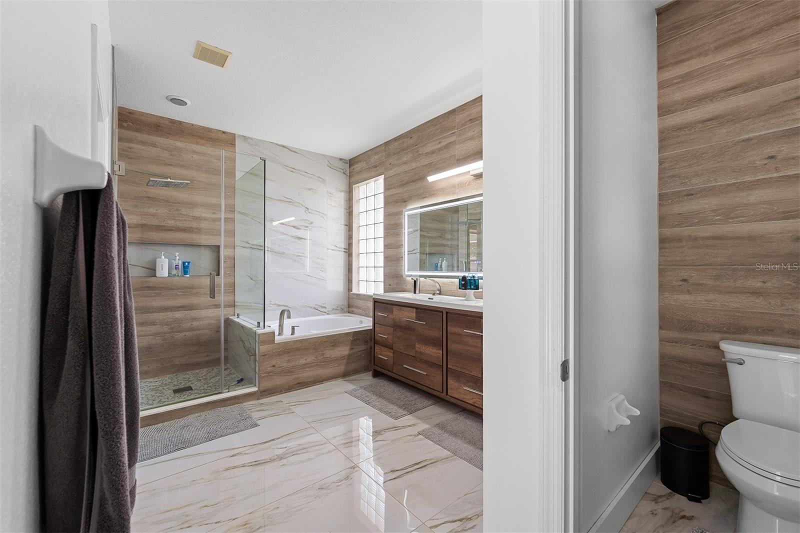 WINDERMERE CHASE PH 01 - Residential