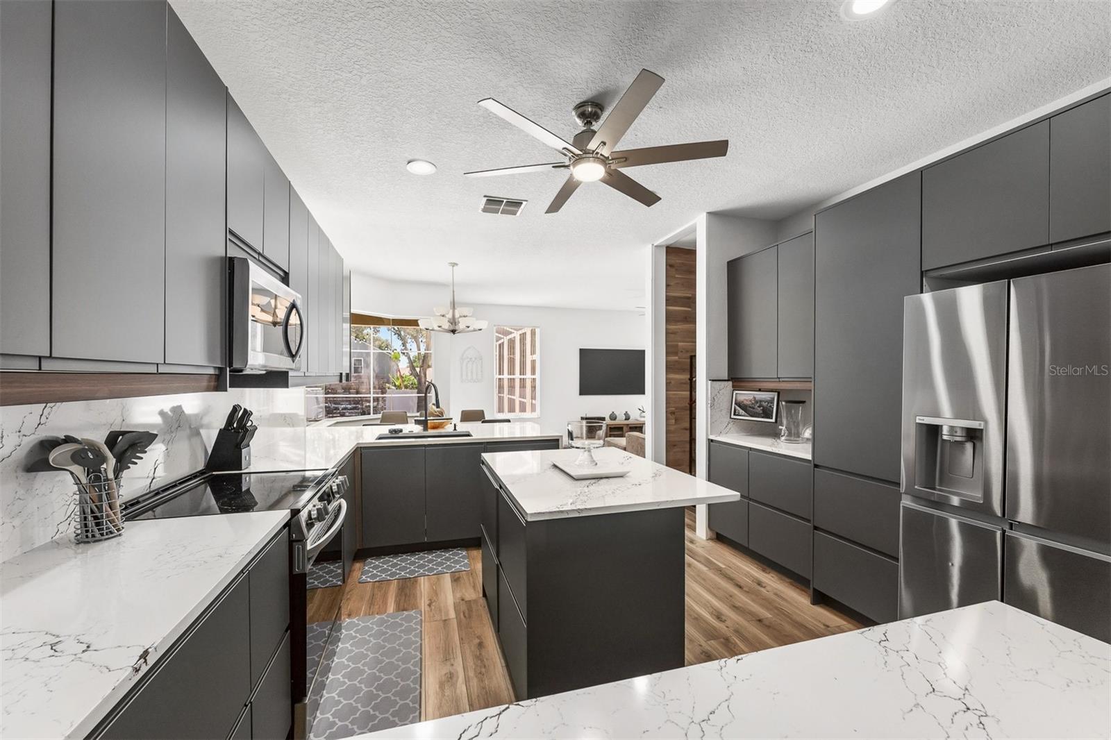 WINDERMERE CHASE PH 01 - Residential