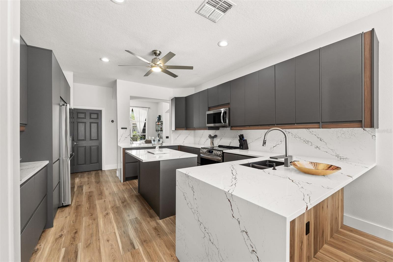 WINDERMERE CHASE PH 01 - Residential
