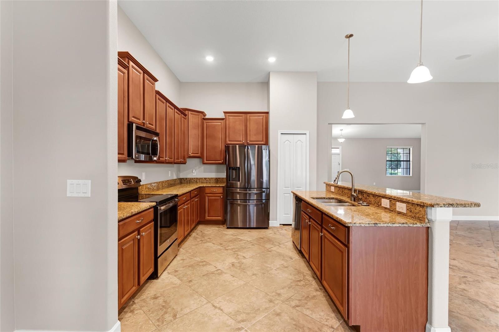 STONEYBROOK SOUTH PH 1 REP OF TRACTS C1 - Residential Lease