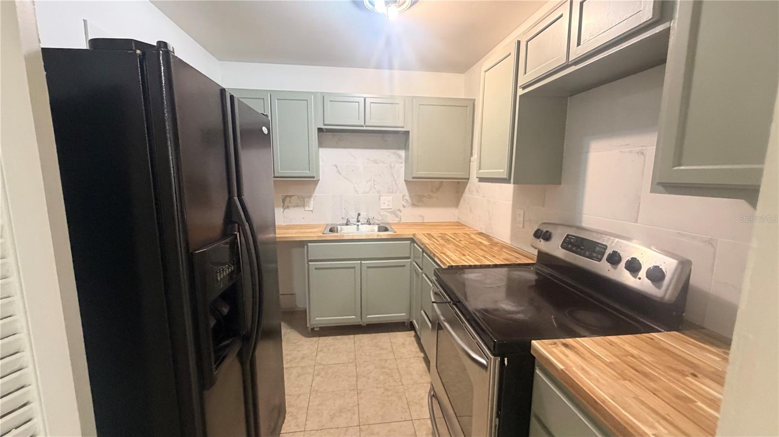 ANGEBILT ADD - Residential Lease