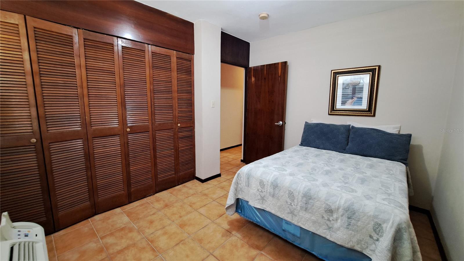 ISABELA BEACH COURT - Residential