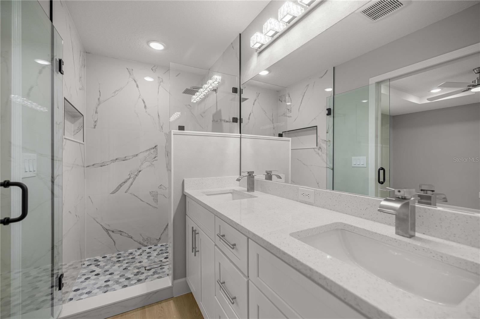 SILVER SPGS SHORES UN 38 - Residential