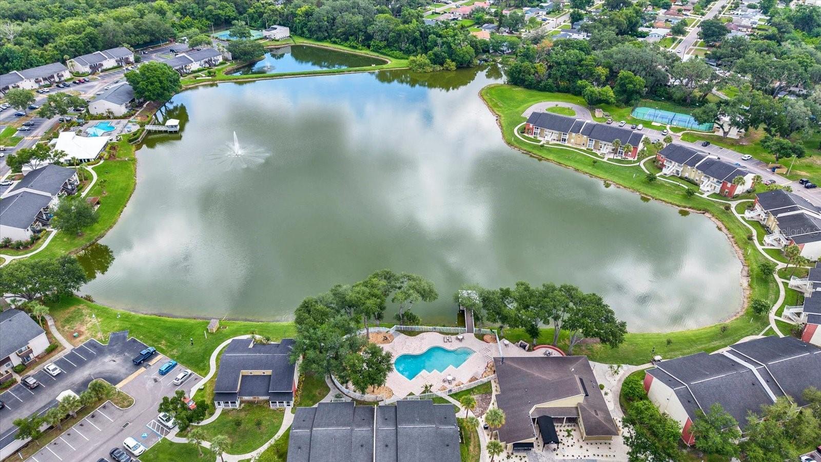 PARK LAKE AT PARSONS A CONDOMI - Residential