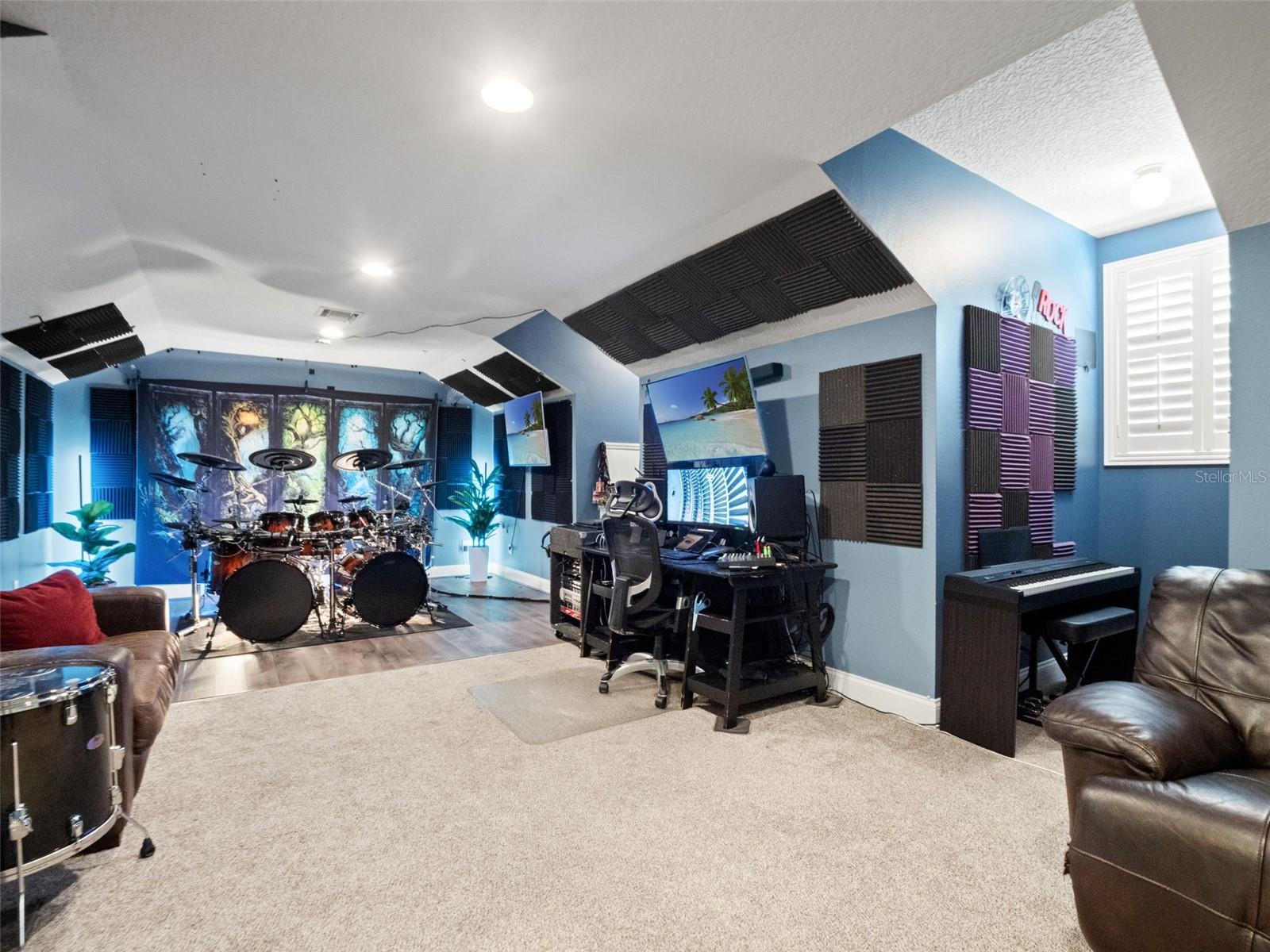 BLUEGRASS ESTATES - Residential