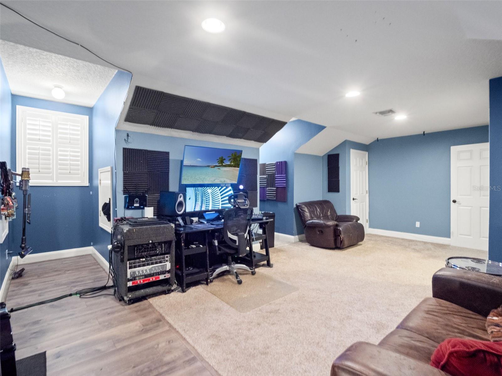 BLUEGRASS ESTATES - Residential