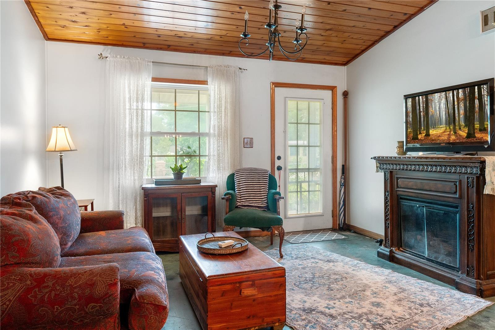CAMPBELL HEIGHTS - Residential