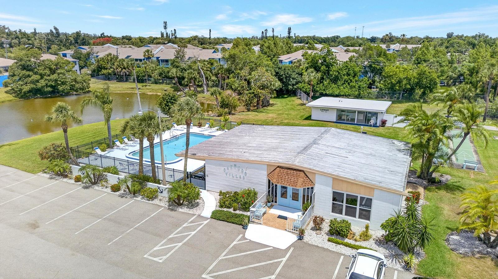 OAKWOOD VILLAS SEC B - Residential