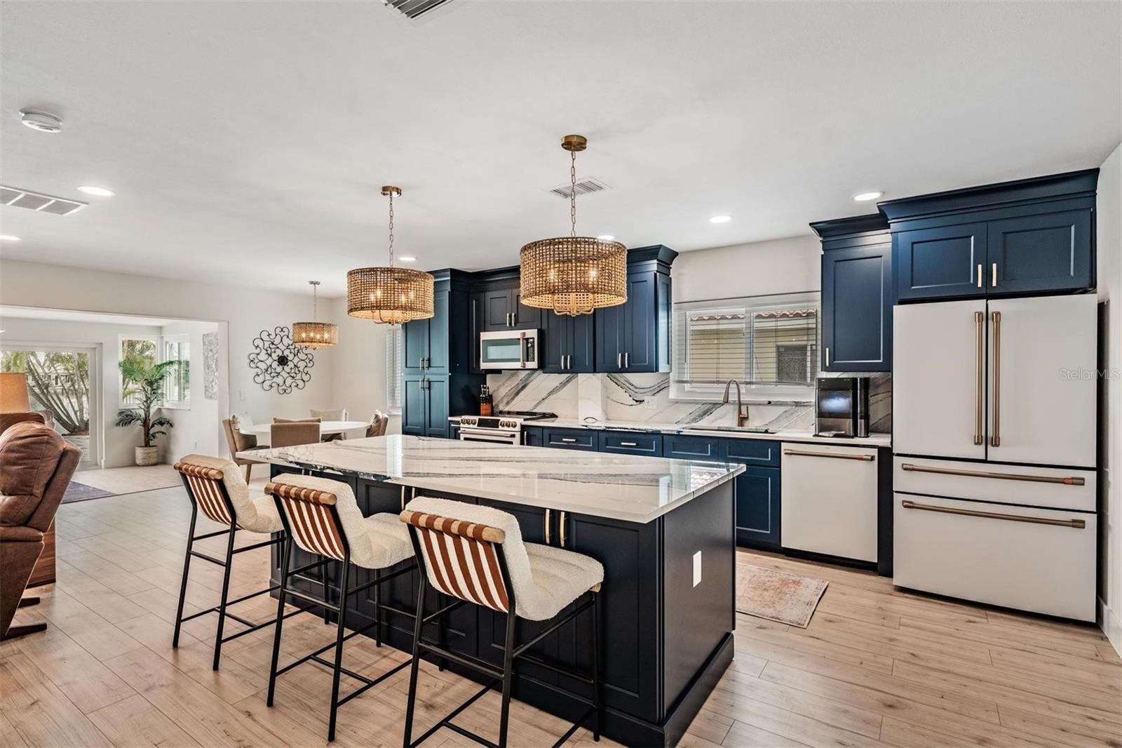 ISLE OF PALMS 1ST ADD - Residential