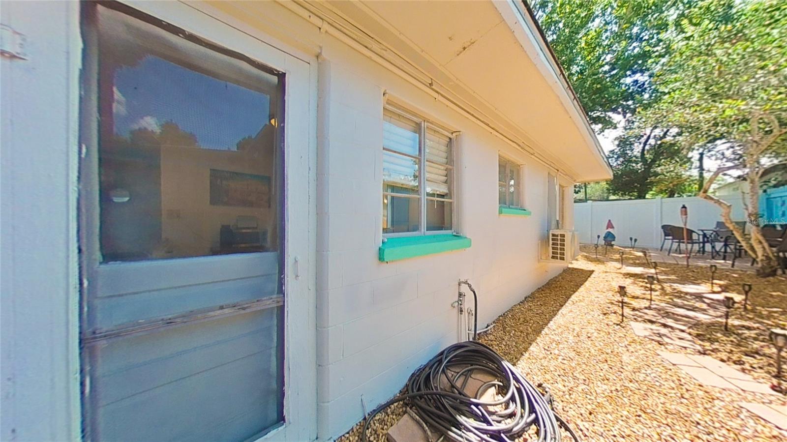 ACREAGE & UNREC - Residential