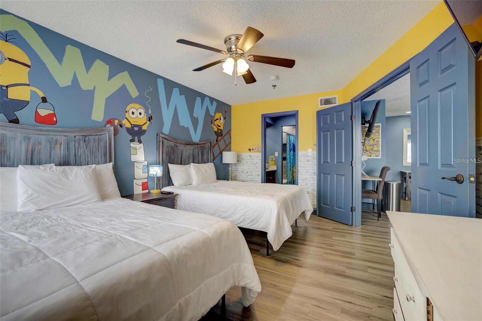 PARKWAY PALMS RESORT MAINGATE CONDO - Residential