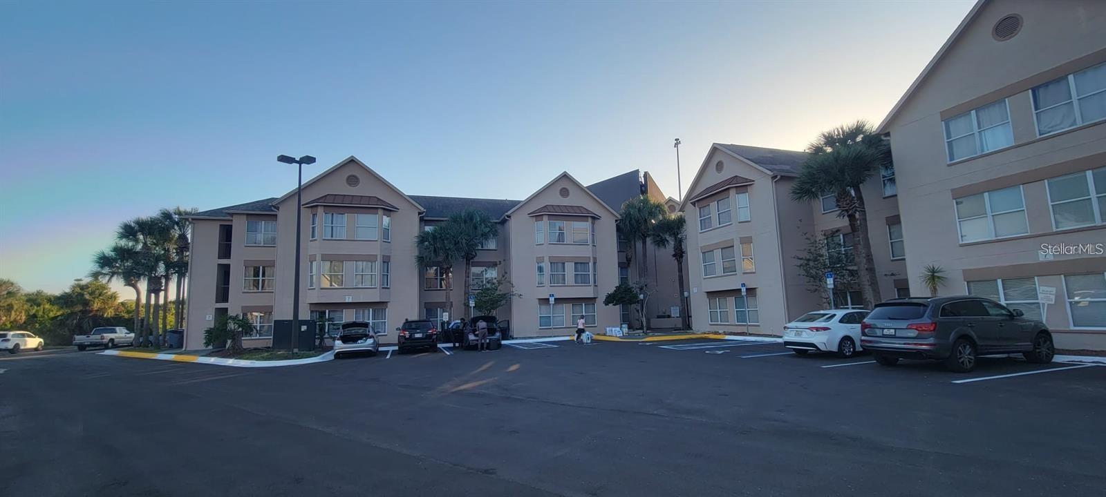 Excellent Investment Opportunity in Orlando!
Beautiful fully furnished property, ideal for short-term rental, located just 8 minutes from Walt Disney World, 18 minutes from Universal Studios, and the new Epic Universe park.
This property offers a prime location near major attractions, restaurants, supermarkets, and shopping centers, making it highly appealing for both guests and owners.
Step inside to discover a welcoming, move-in-ready space designed for comfort and relaxation after a fun-filled day. Perfect as a vacation home or an investment property with strong income potential.
HOA includes: electricity, water, sewer, trash, cable, internet, as well as maintenance of common areas and the community pool—providing a truly hassle-free ownership experience.
Don’t miss the opportunity to own a turnkey property in one of Florida’s most sought-after areas.
Contact us today for more information or to schedule your private showing!
