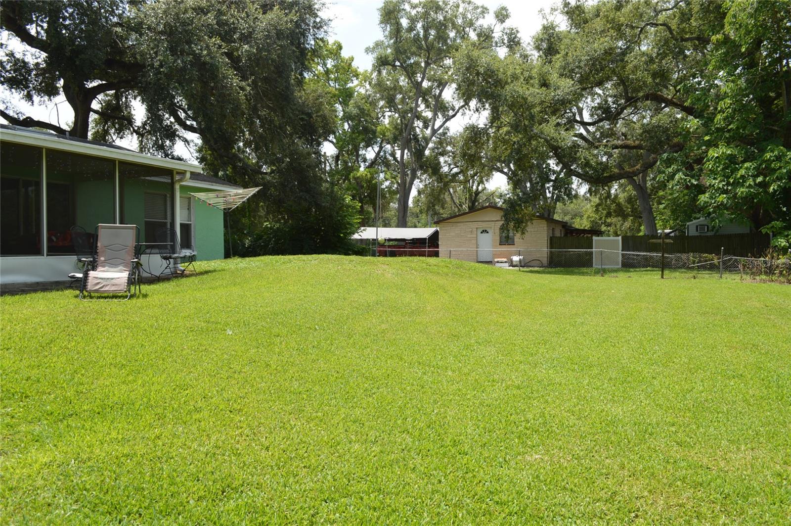 MANGO TERRACE - Residential