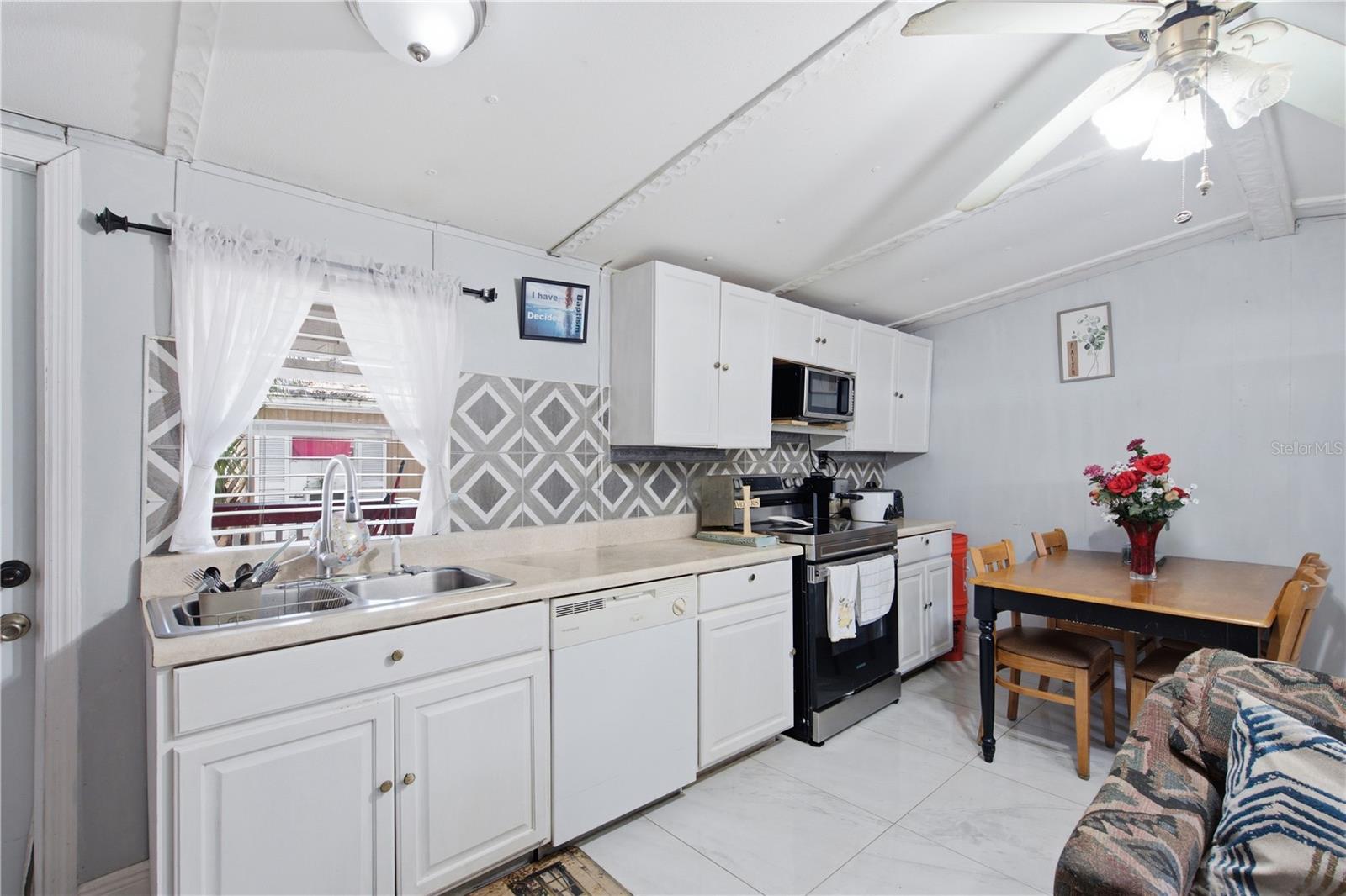 UNPLATTED - Residential