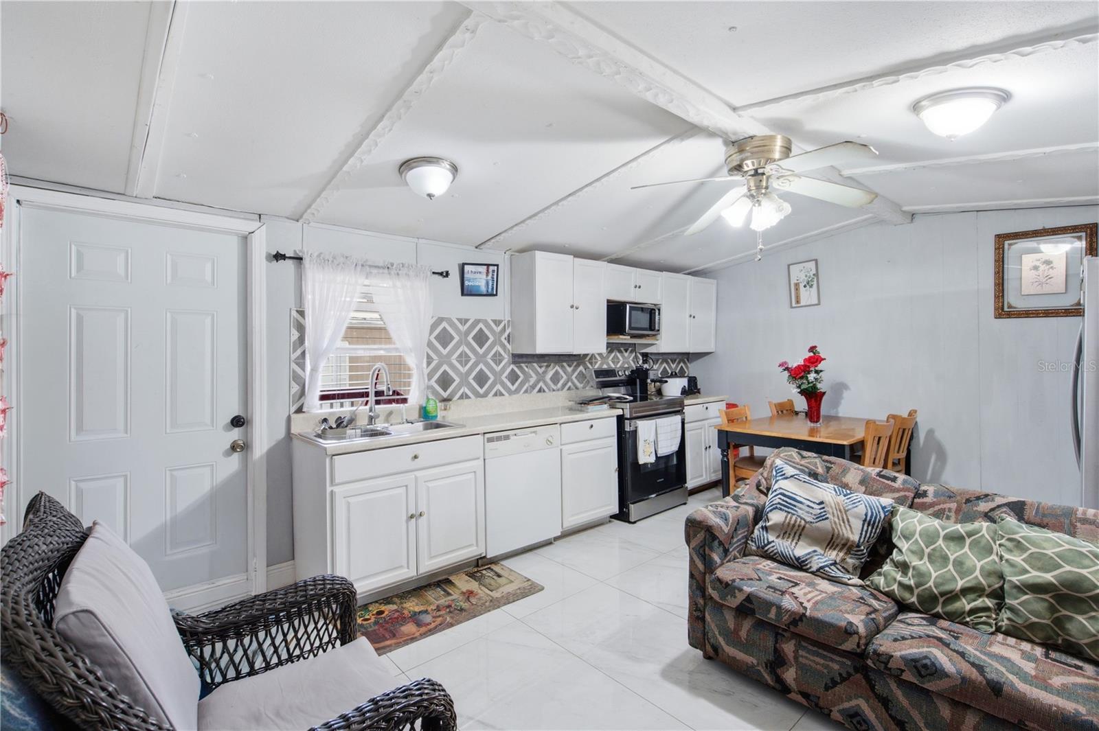 UNPLATTED - Residential
