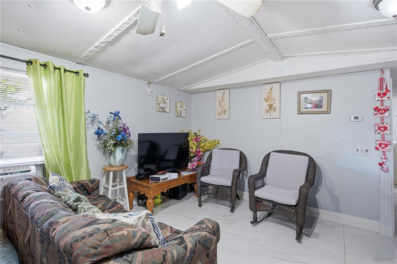 UNPLATTED - Residential