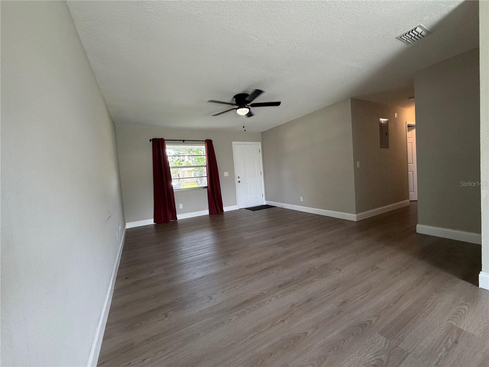 COLLEGE HEIGHTS - Residential Lease