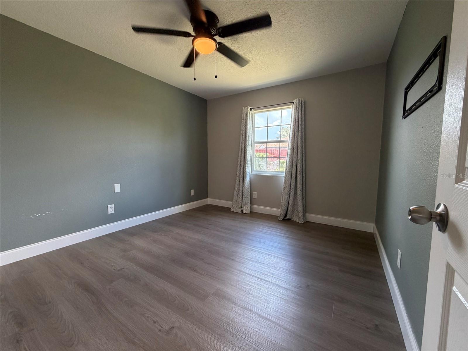 COLLEGE HEIGHTS - Residential Lease