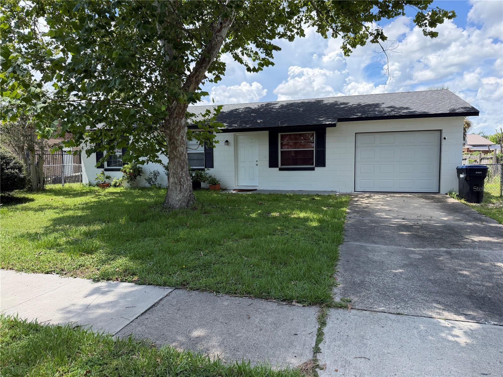 COLLEGE HEIGHTS - Residential Lease