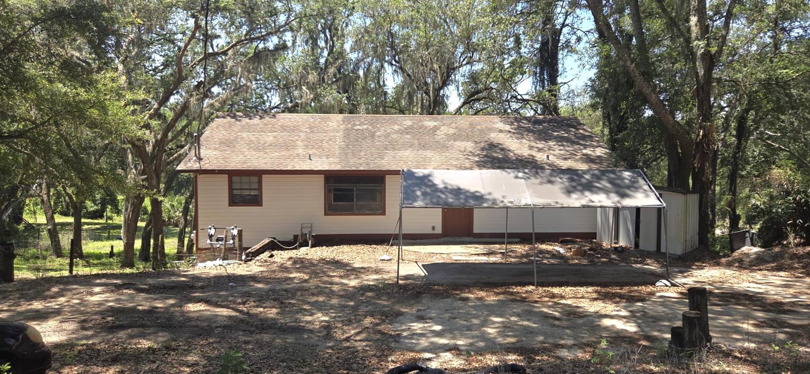 Incredible opportunity NO HOA, NO CDD, means NO Restrictions, MORE freedom and MORE Savings!. This charming 3-bedroom, 2-bath home is MORE than just. a home, it's an INVESTMENT opportunity waiting for you! Located just minutes from the Villages Spanish Springs Town Square, you'll enjoy world-class entertainment, shopping, dining, healthcare, and everything this highly desirable area has. What makes this property stand out is a HUGE backyard with endless possibilities; build our dream outdoor oasis, add amenities, create an entertainment space, or simply enjoy the pond view from the backyard. Whether you're looking for your forever home, an investment property, or a smart way to generate extra income, this home checks ALL the boxes. Opportunities like this are great! Call today to schedule a tour before it's gone!.