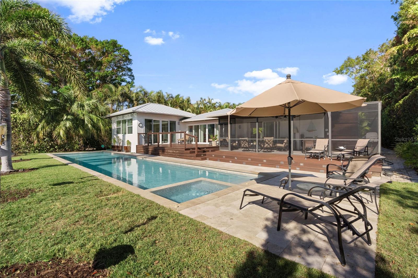 STRONGS POINT - Residential