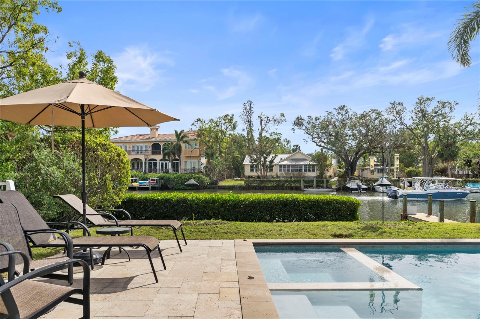 STRONGS POINT - Residential