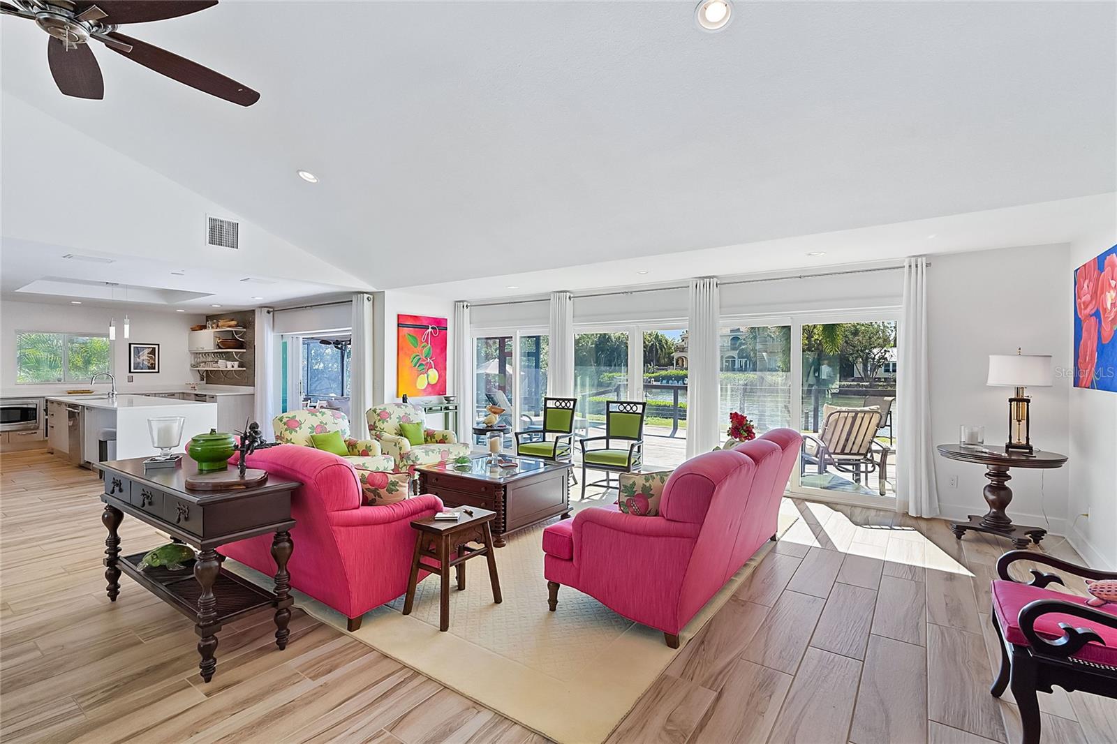 STRONGS POINT - Residential
