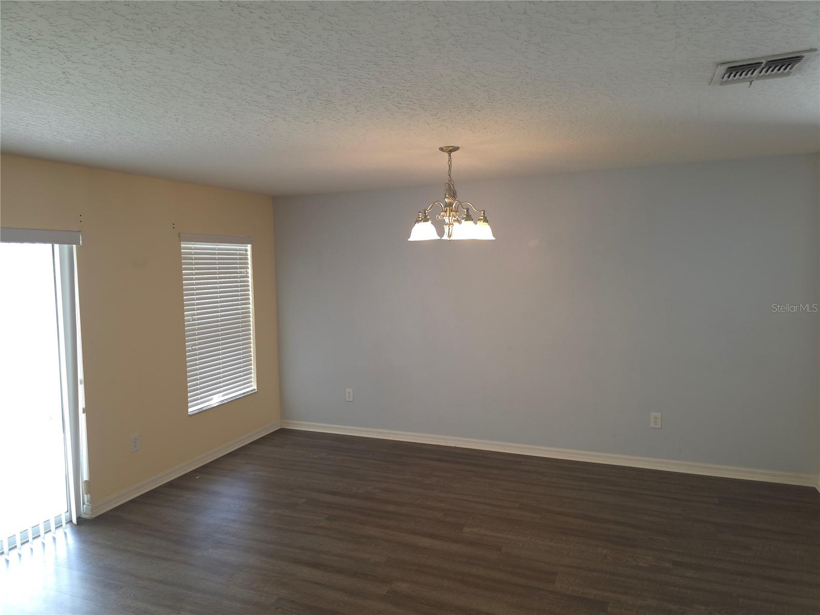 AVALON PARK NORTHWEST VILLAGE PH 02-4 - Residential Lease