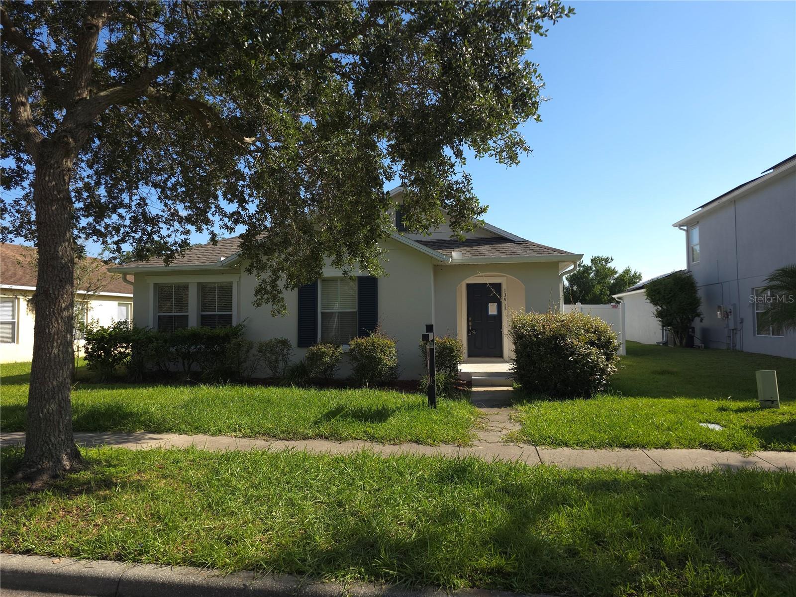 AVALON PARK NORTHWEST VILLAGE PH 02-4 - Residential Lease