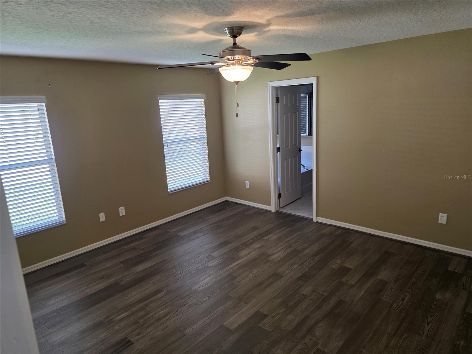 AVALON PARK NORTHWEST VILLAGE PH 02-4 - Residential Lease