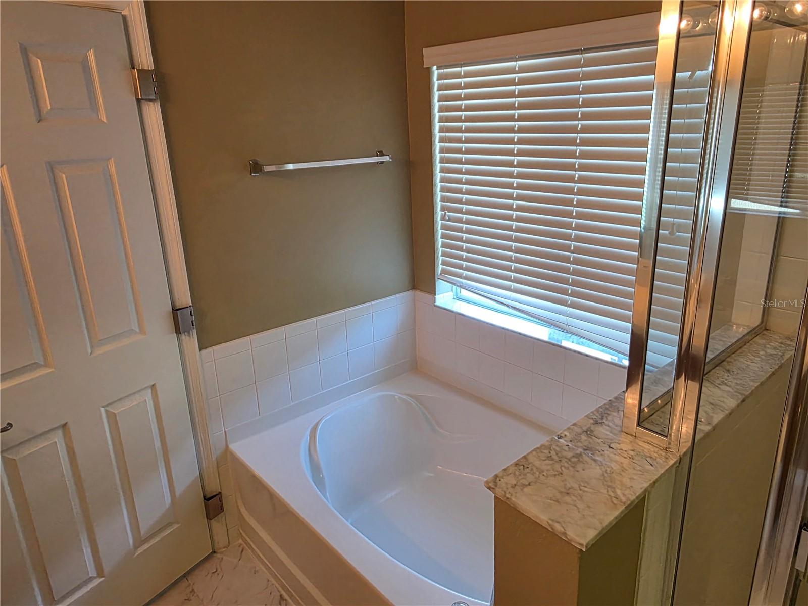 AVALON PARK NORTHWEST VILLAGE PH 02-4 - Residential Lease