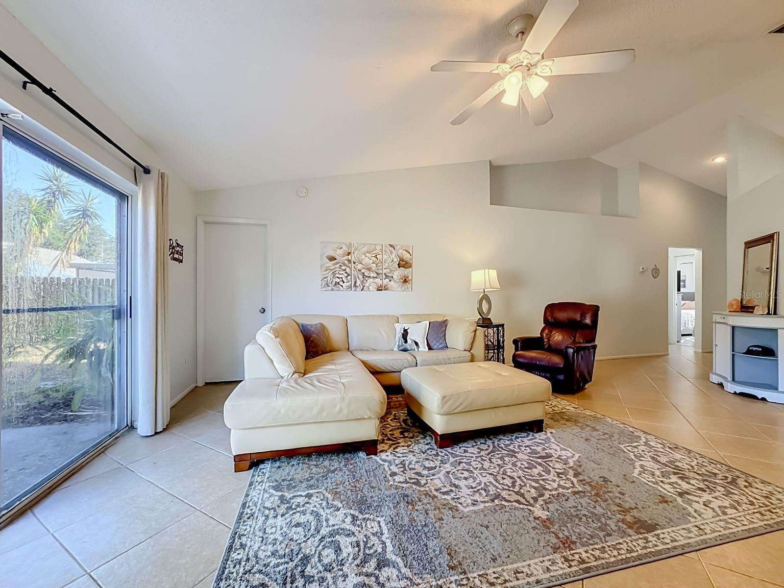 MEADOWBROOKE AT SUMMERFIELD UN - Residential
