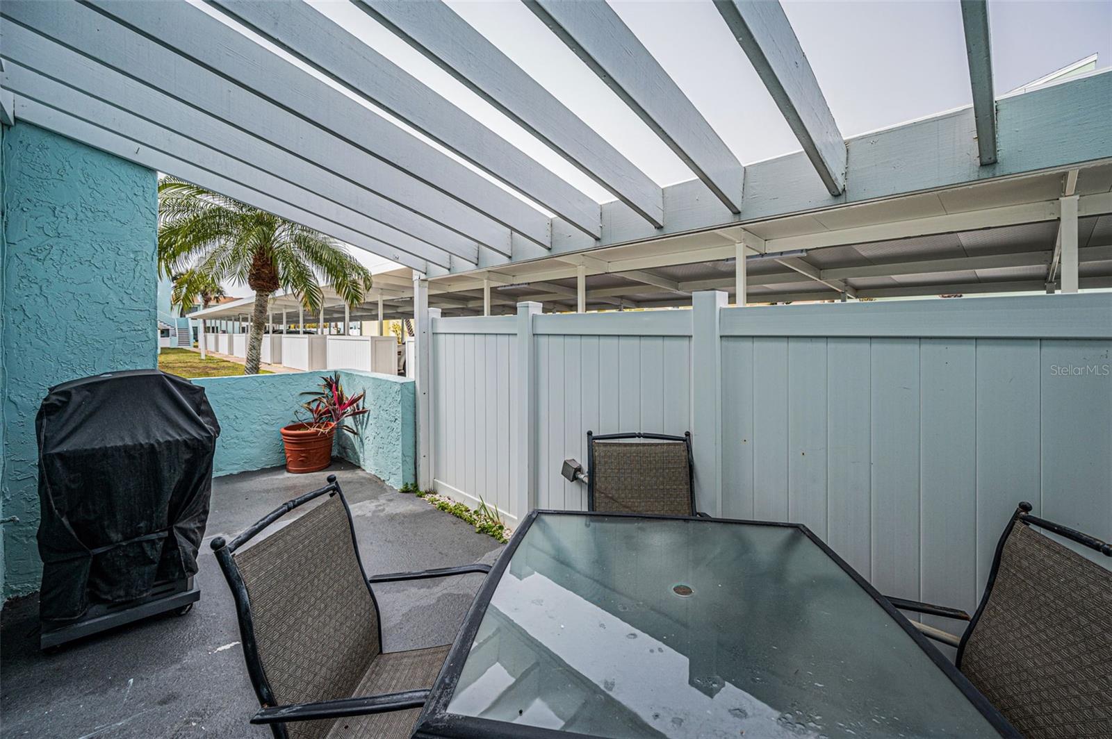 WINDRUSH COVE PH 1 CONDO - Residential