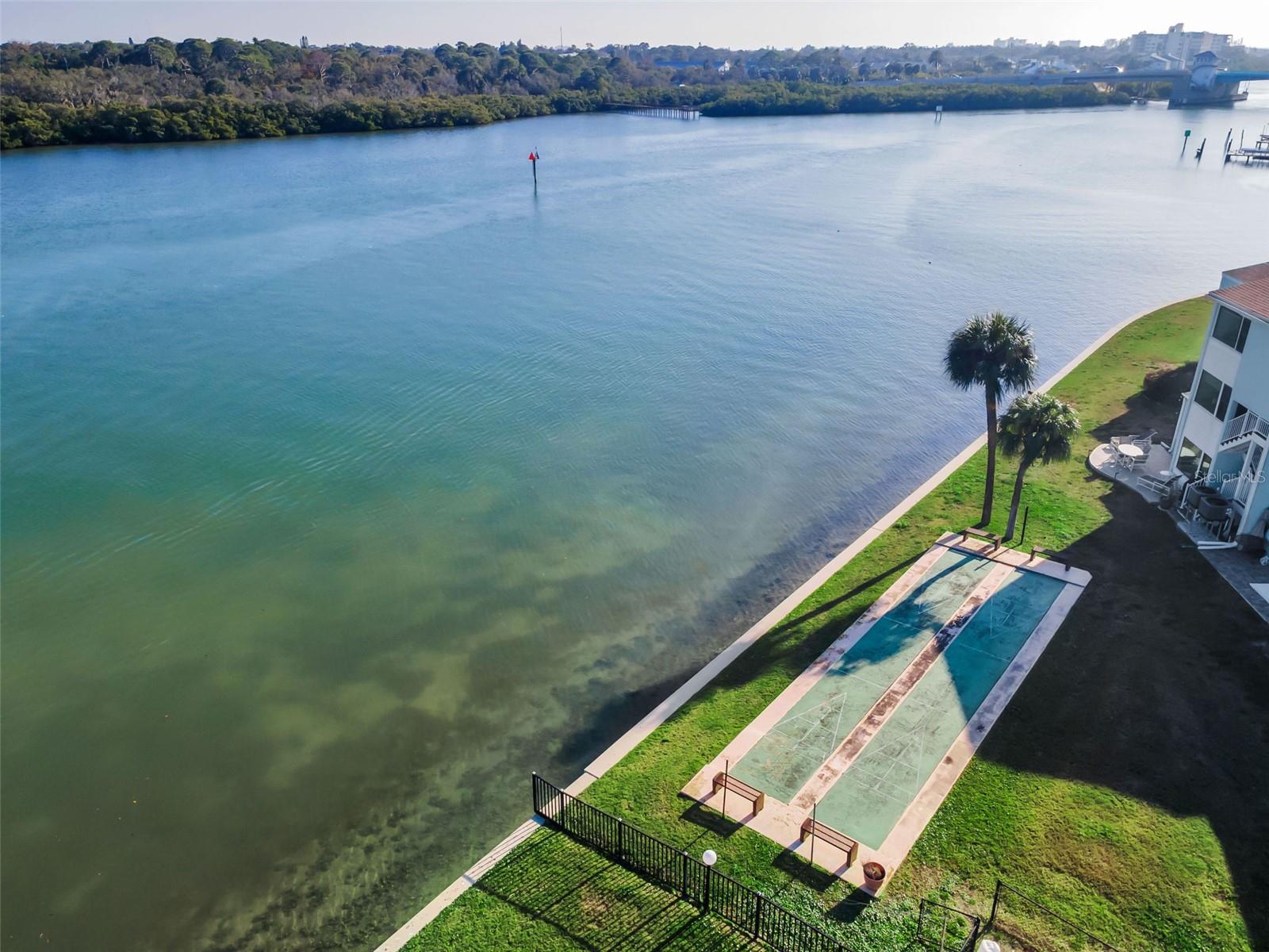 WINDRUSH COVE PH 1 CONDO - Residential
