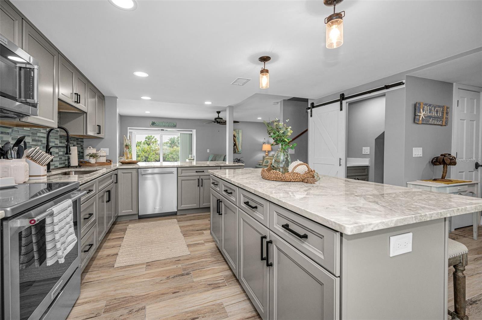 WINDRUSH COVE PH 1 CONDO - Residential