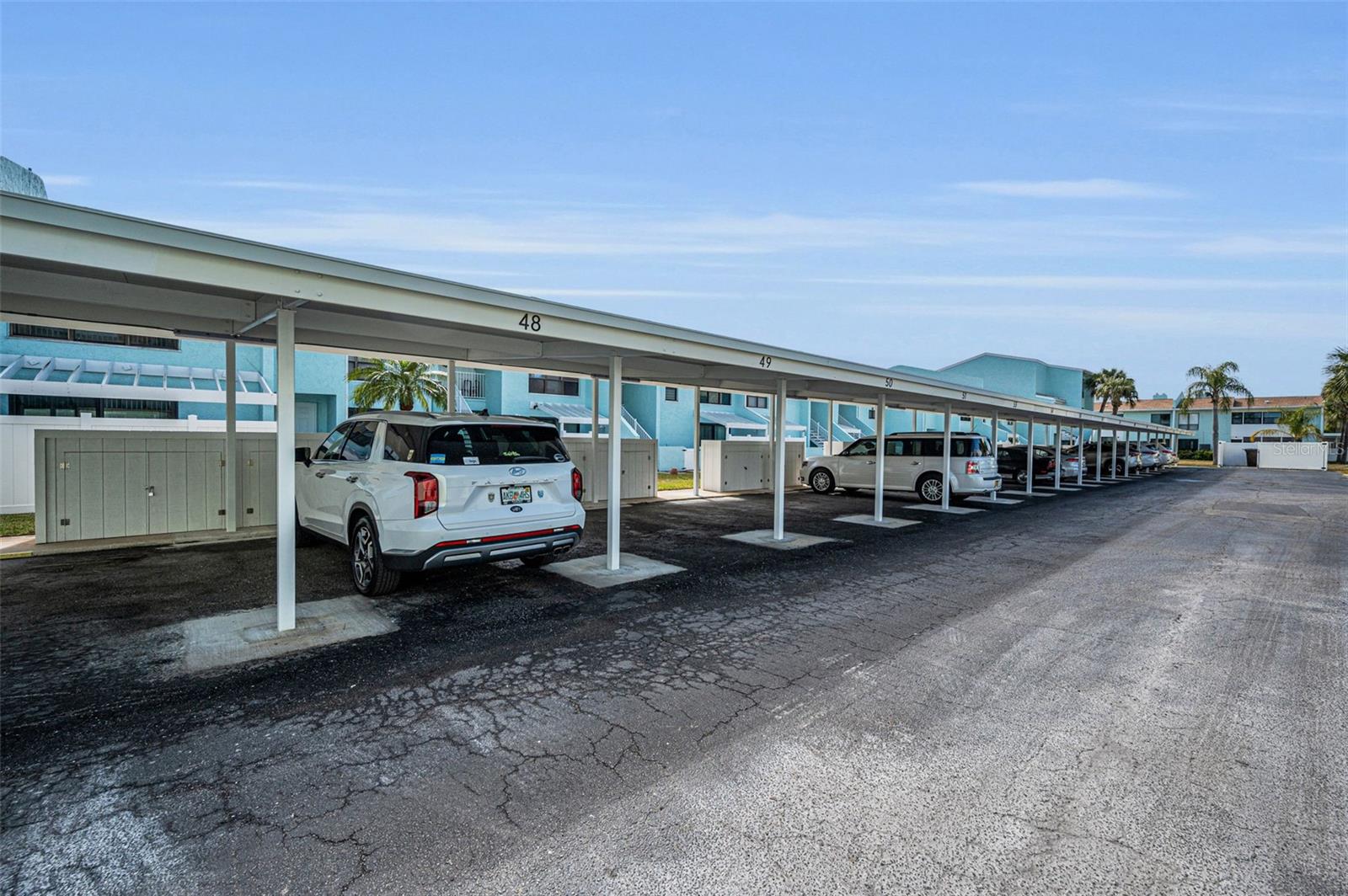 WINDRUSH COVE PH 1 CONDO - Residential