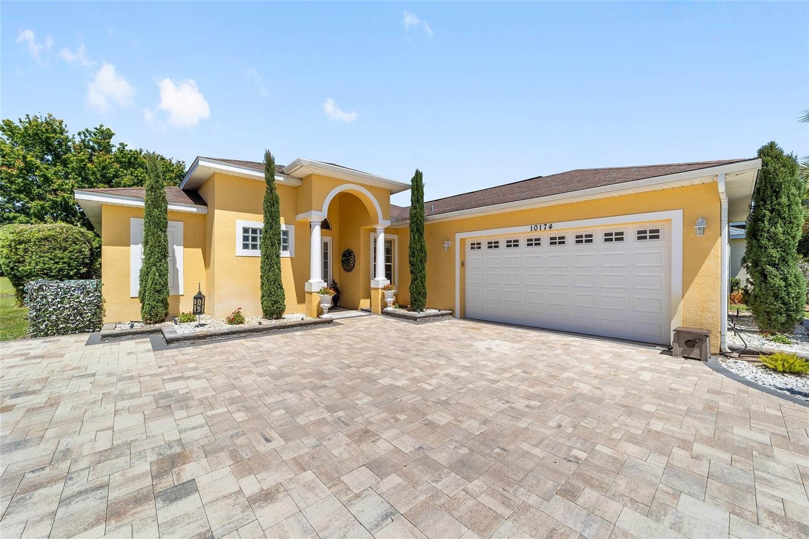 LAKESIDE LANDINGS - Residential