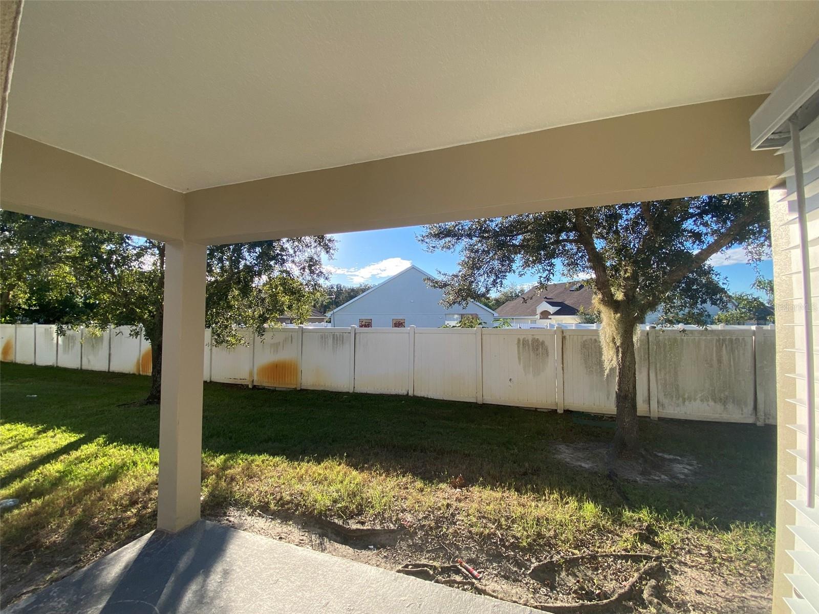 CYPRESS LAKES TWNHMS PH 2 UNIT 2 - Residential Lease