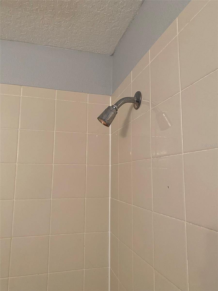 CYPRESS LAKES TWNHMS PH 2 UNIT 2 - Residential Lease