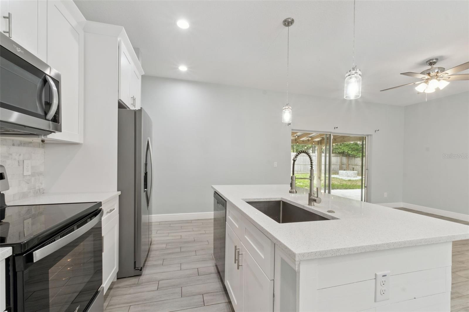 WEST HIGHLANDS - Residential