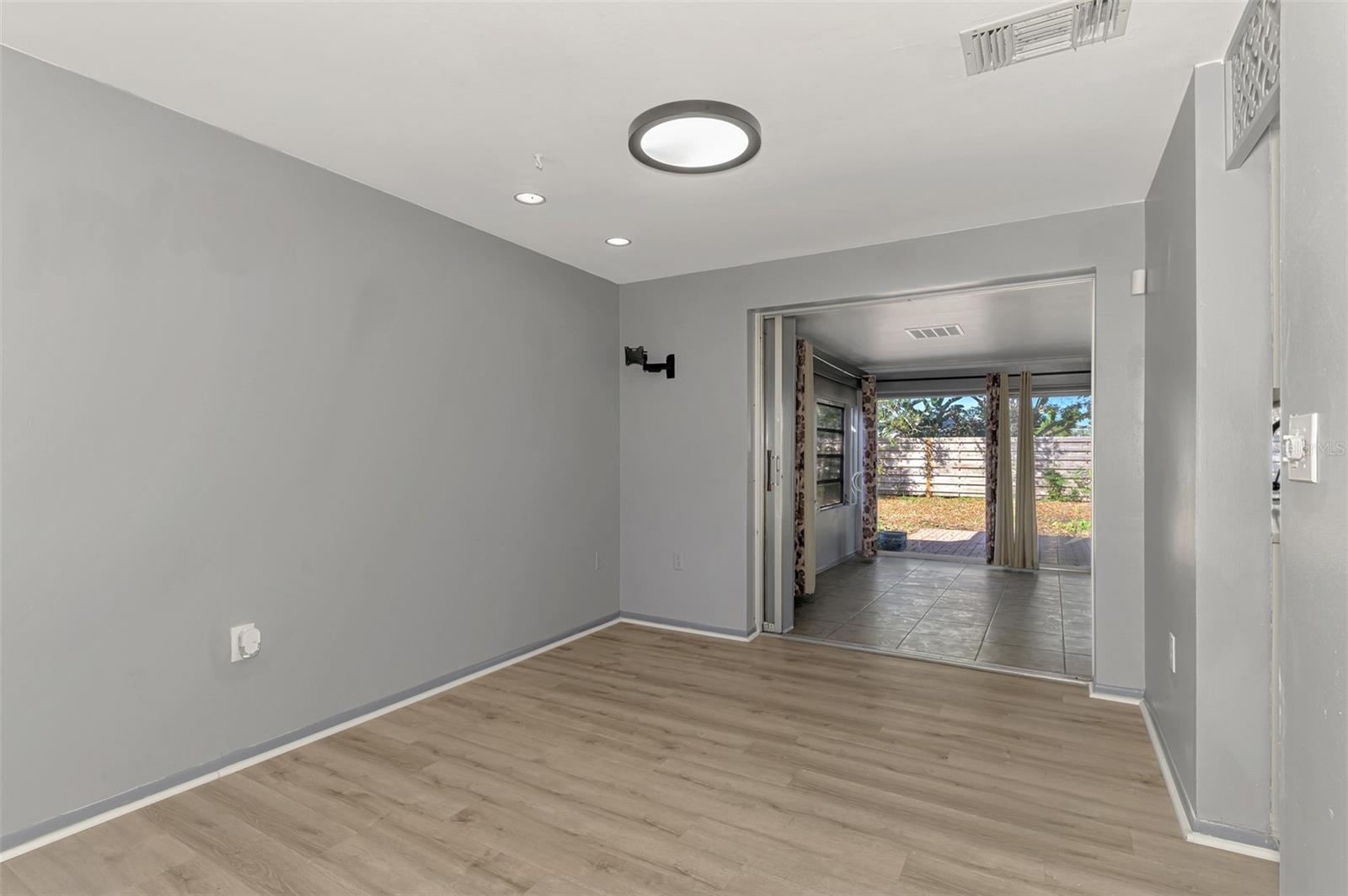 GULF GATE - Residential