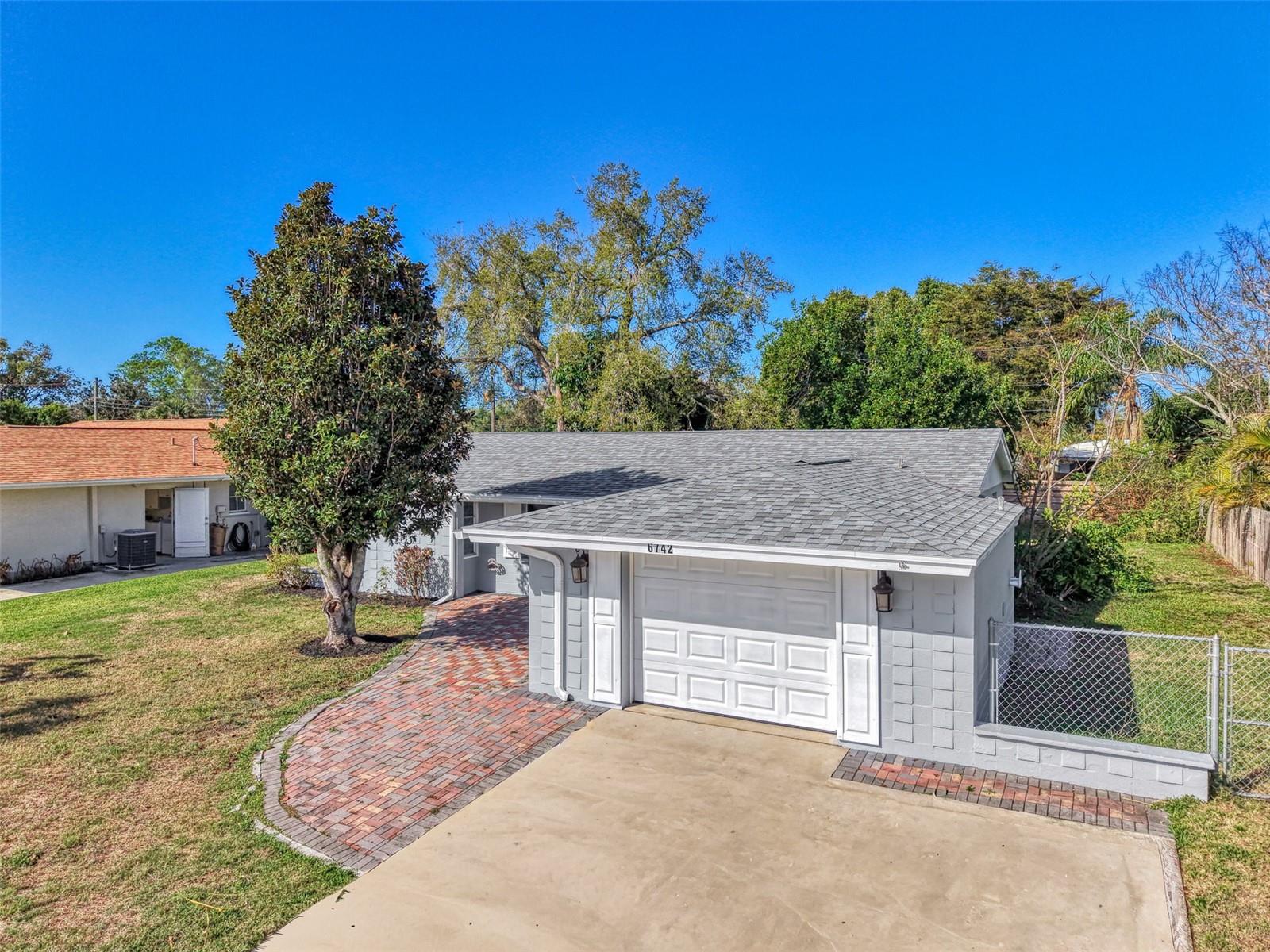 GULF GATE - Residential