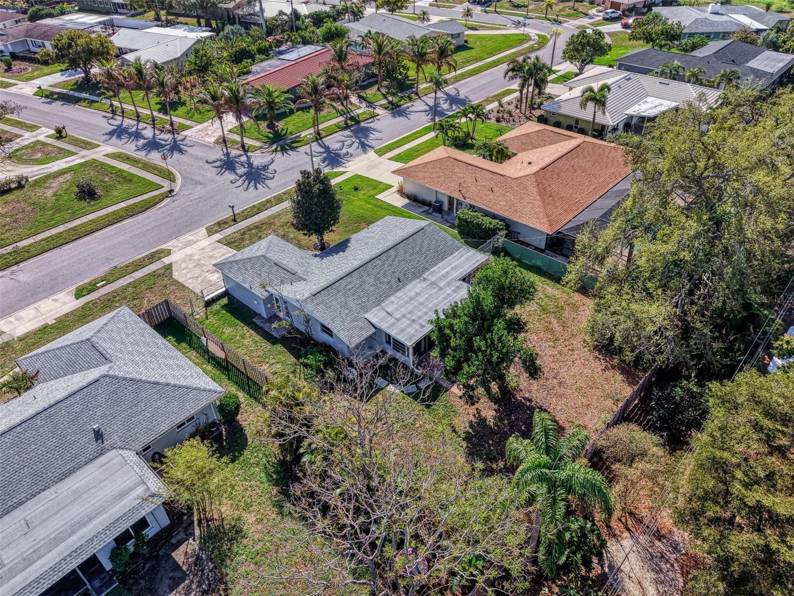 GULF GATE - Residential