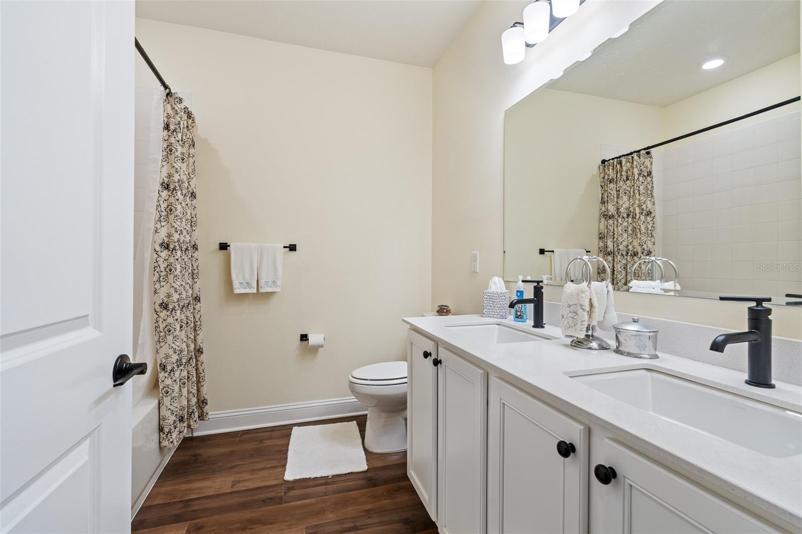 BEACH PARK VILLAGE - Residential