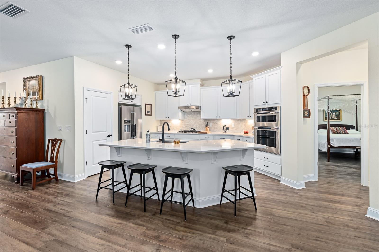 BEACH PARK VILLAGE - Residential