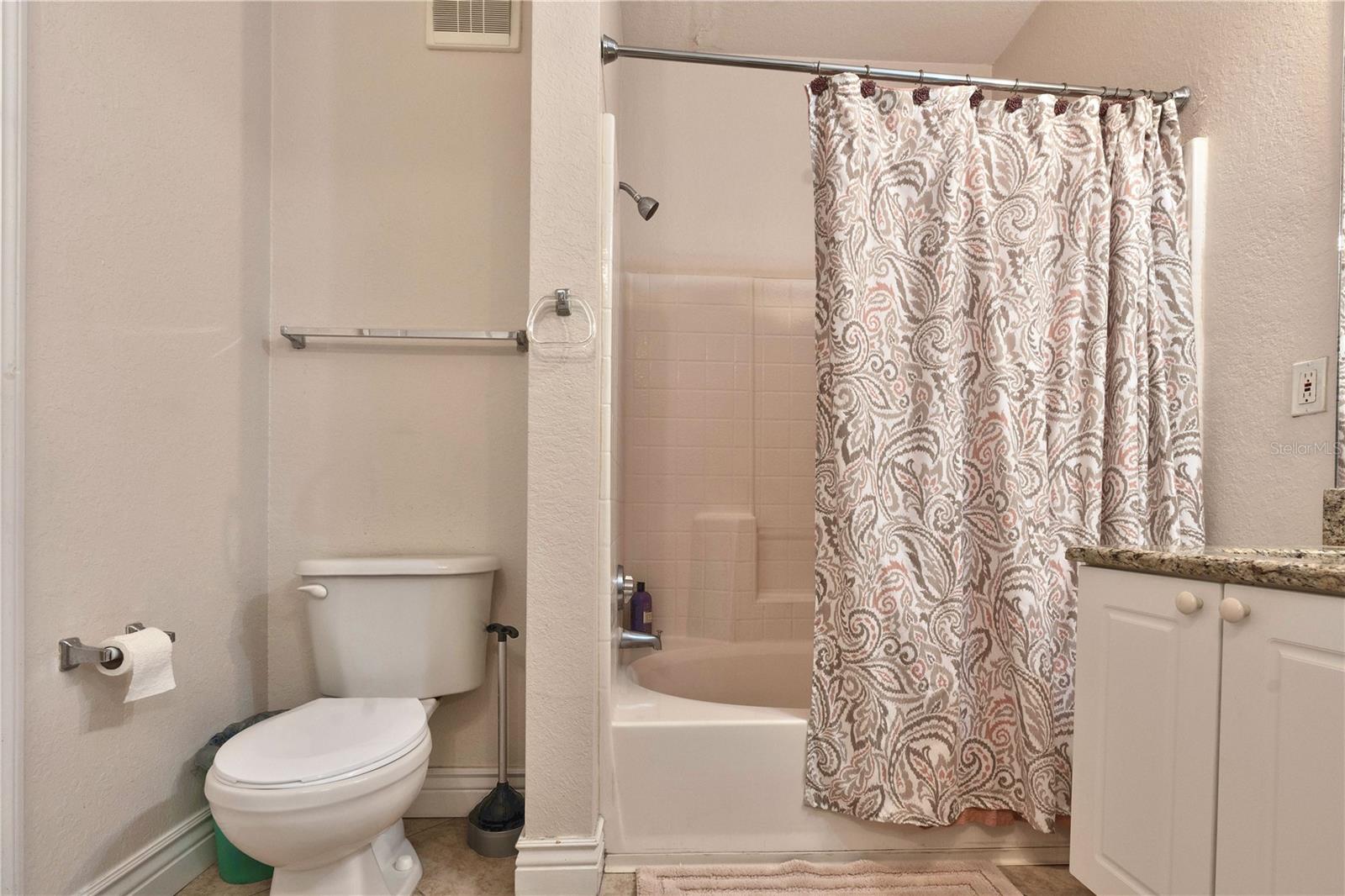 GRAND VENEZIA AT BAYWATCH CONDO - Residential Lease